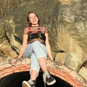 Meet your Posher, Hannah